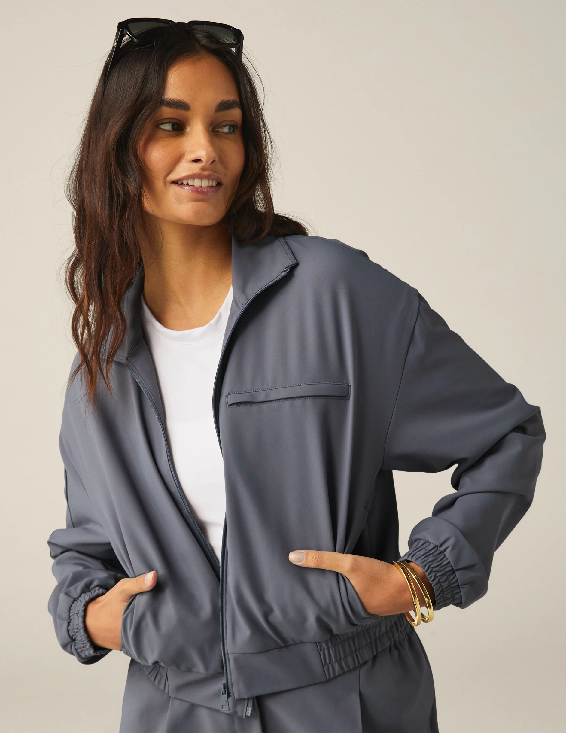 Status Pocket Sleeve Cropped Jacket - Onhollan