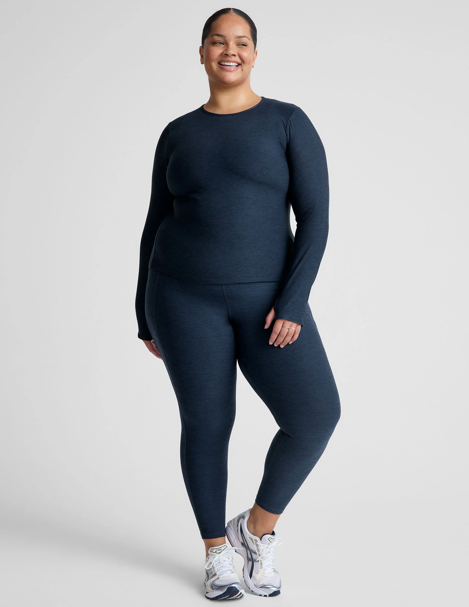 Featherweight Classic Crew Pullover - Onhollan