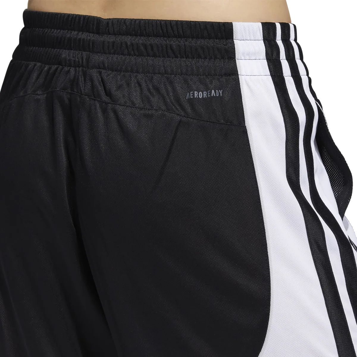 Women's 365 Women In Power Short - Onhollan