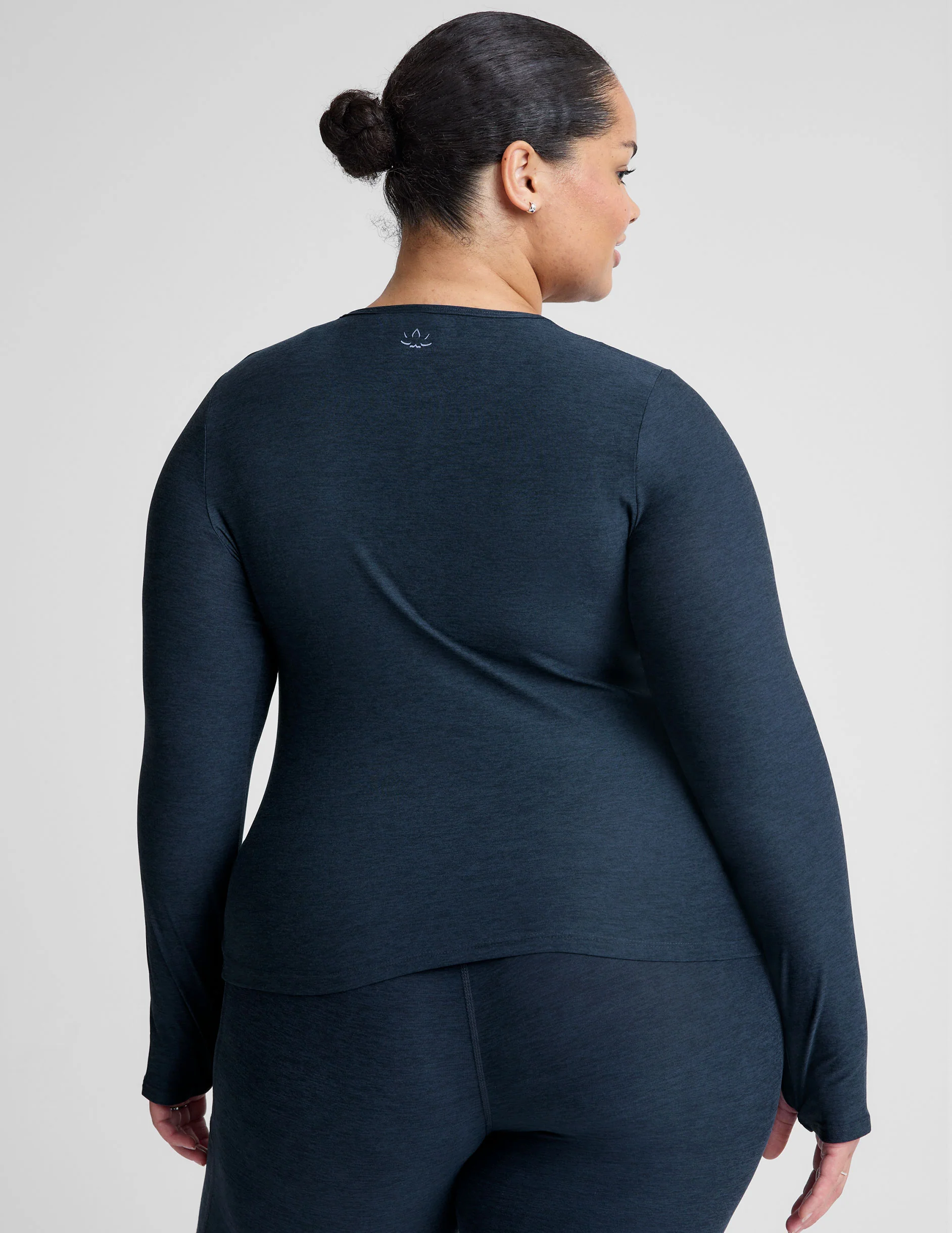 Featherweight Classic Crew Pullover - Onhollan